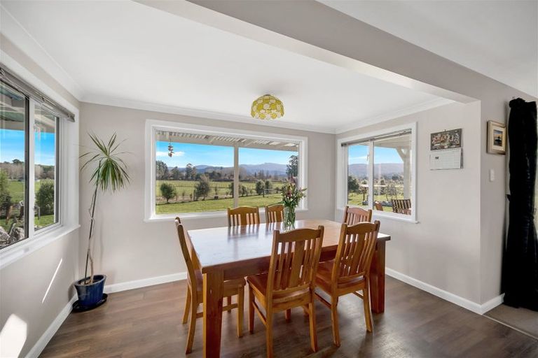 Photo of property in 82 Thorn Road, Dovedale, Wakefield, 7096