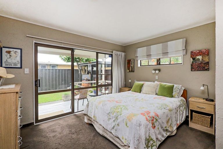 Photo of property in 1/64 Guppy Road, Greenmeadows, Napier, 4112