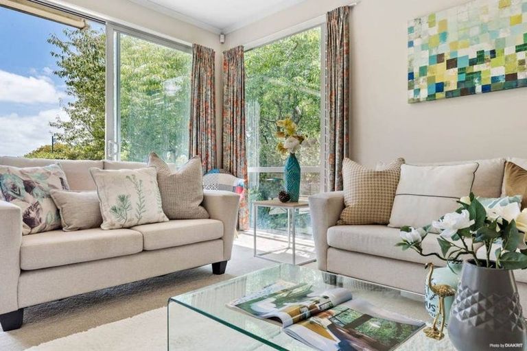 Photo of property in 14 Willow Camp Road, Takanini, 2112