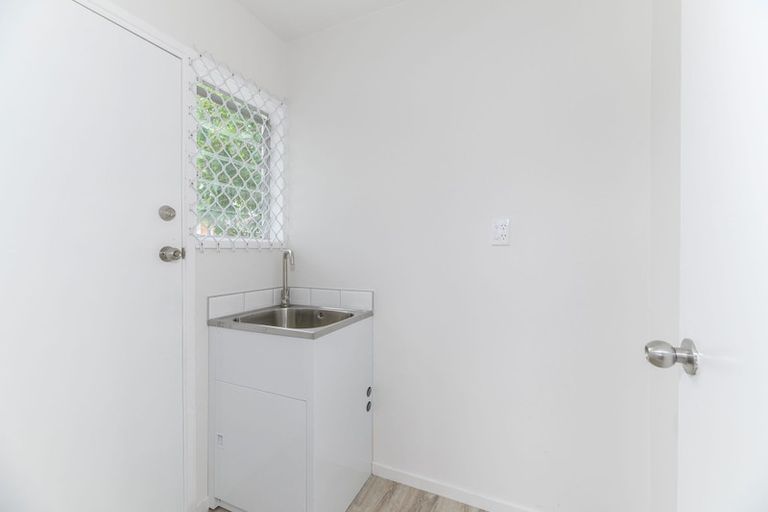 Photo of property in 5/126 Lynwood Road, New Lynn, Auckland, 0600