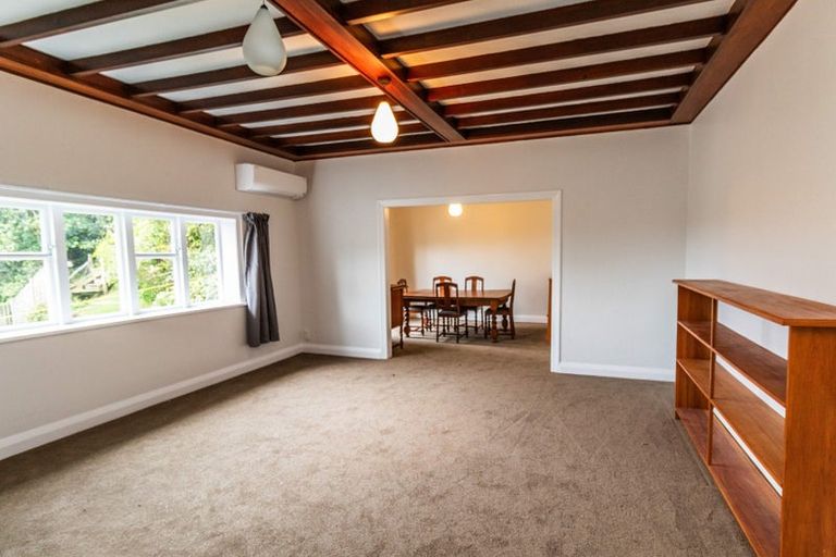 Photo of property in 43 Ngaio Road, Kelburn, Wellington, 6012