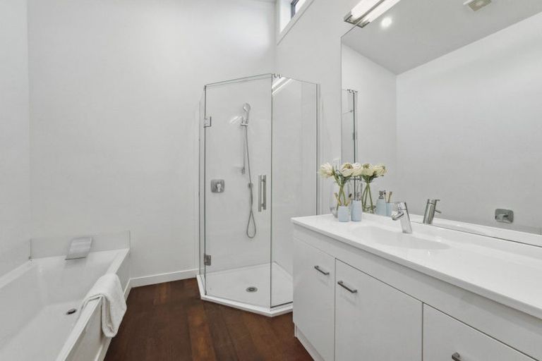 Photo of property in 14a Wellesley Road, Mangere Bridge, Auckland, 2022