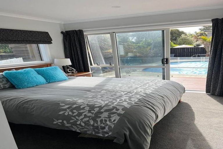 Photo of property in 28a Paetawa Road, Peka Peka, Waikanae, 5391