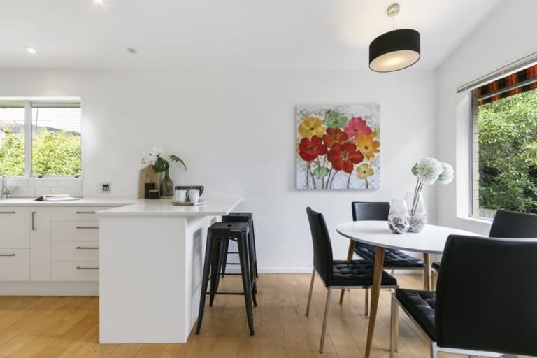 Photo of property in 65 Tirohanga Road, Tirohanga, Lower Hutt, 5010