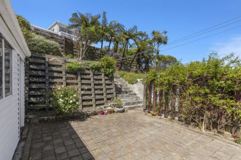 Photo of property in 43a Cypress Drive, Maungaraki, Lower Hutt, 5010