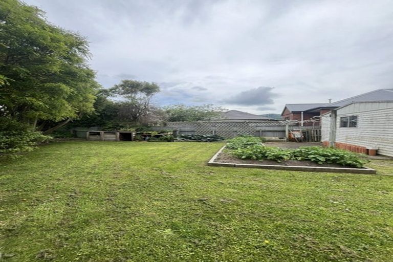 Photo of property in 3 Anderson Grove, Epuni, Lower Hutt, 5011