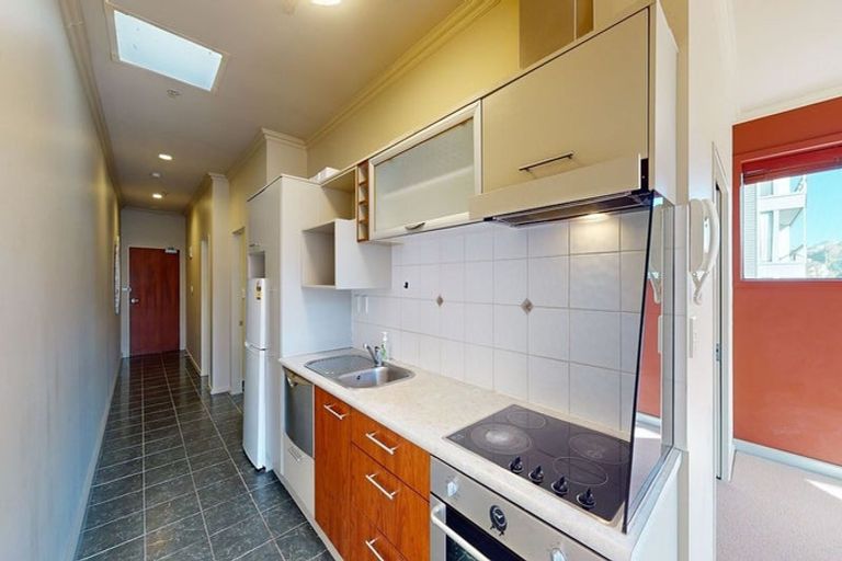 Photo of property in Atrium Towers, 9g/154 The Terrace, Wellington Central, Wellington, 6011