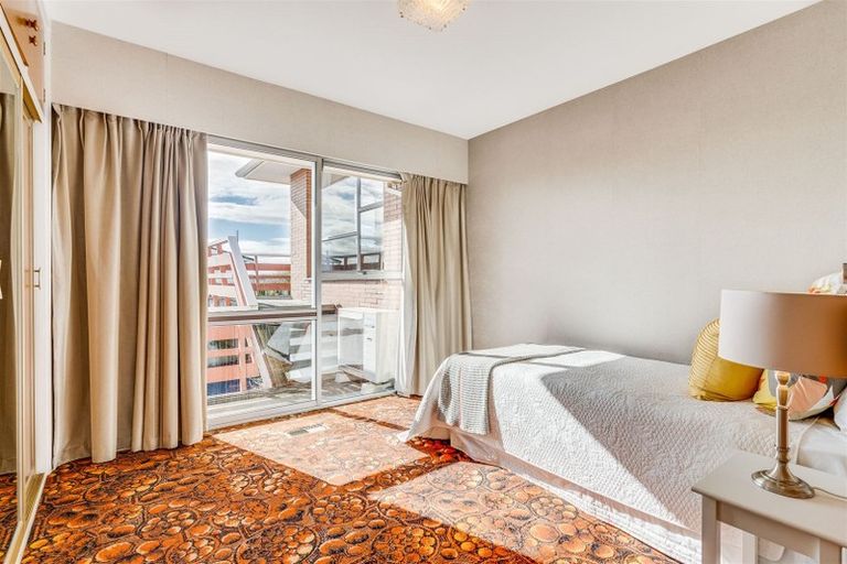 Photo of property in 18 Parklands Drive, Huntsbury, Christchurch, 8022