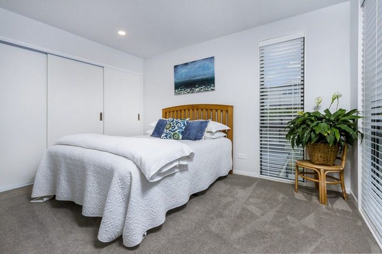 Photo of property in 77 Bonair Crescent, Silverdale, 0932