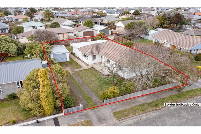Photo of property in 32 Woodgrove Avenue, North New Brighton, Christchurch, 8083