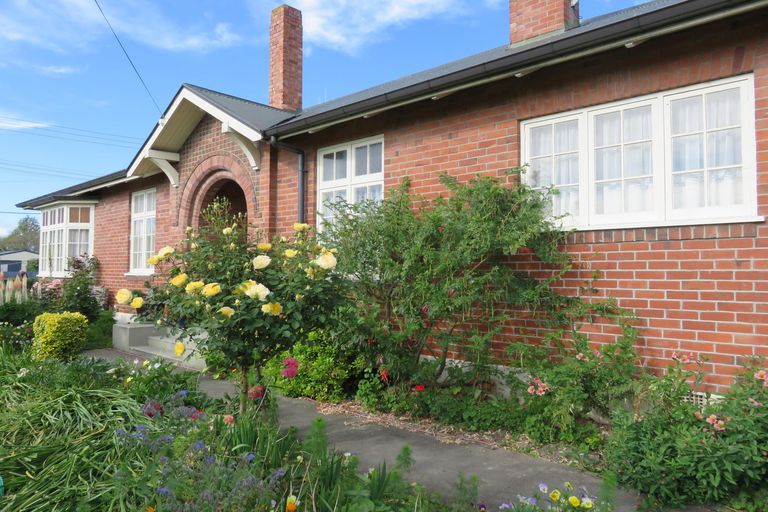 Photo of property in 1 Davie Street, Temuka, 7920