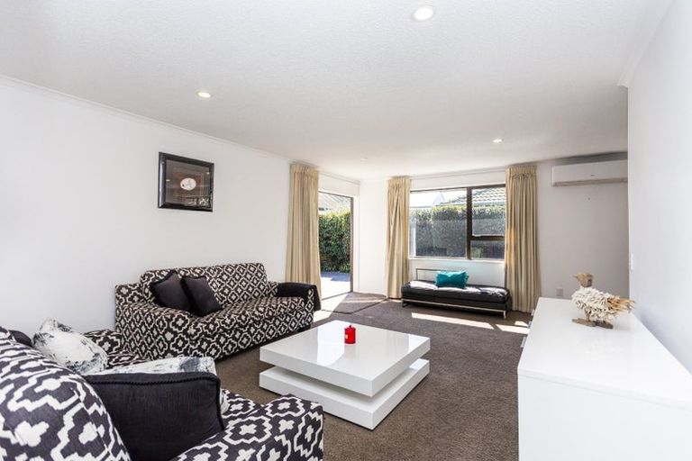 Photo of property in 1/31a Lansbury Avenue, Strowan, Christchurch, 8052