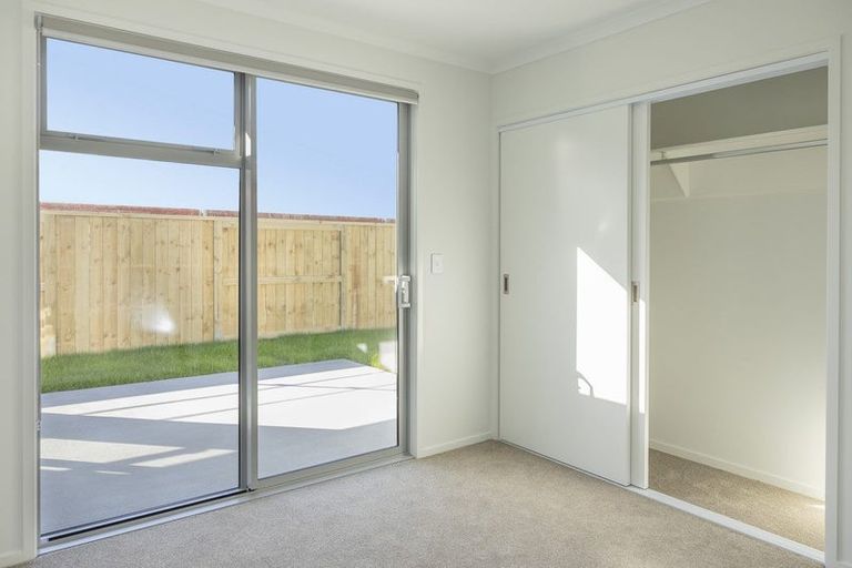 Photo of property in 2 Entelea Close, Papamoa Beach, Papamoa, 3118