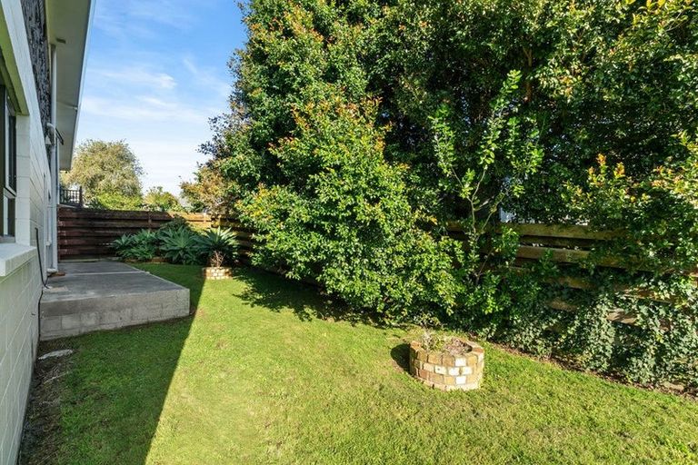 Photo of property in 2/22 Diorella Drive, Clover Park, Auckland, 2019