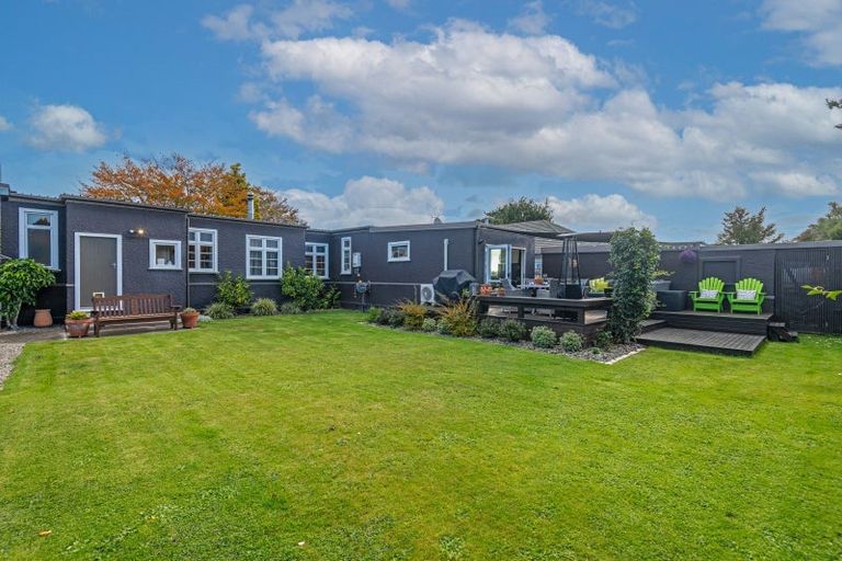 Photo of property in 10 Trent Avenue, Hokowhitu, Palmerston North, 4410