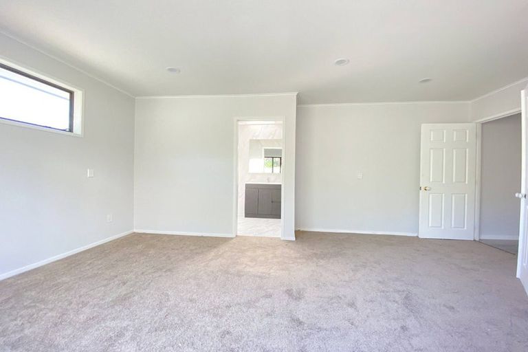 Photo of property in 71 Kennedy Avenue, Forrest Hill, Auckland, 0620