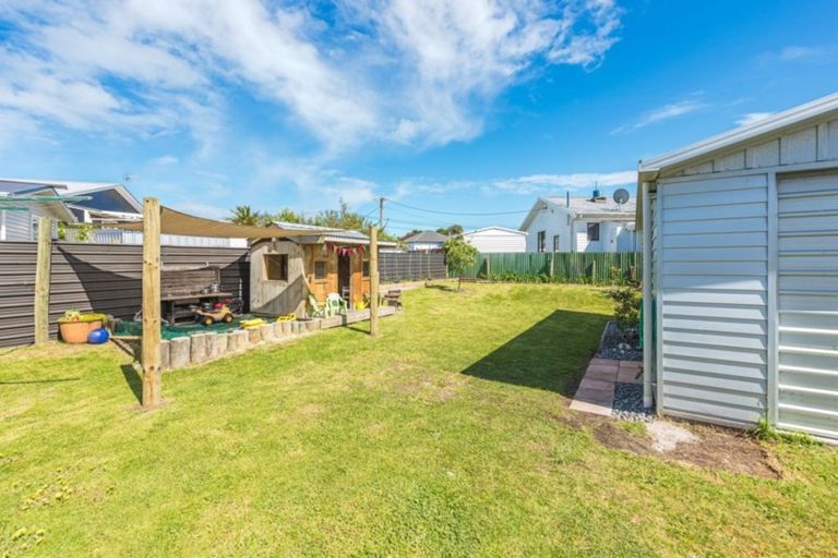 Photo of property in 48 Kawatiri Avenue, Gonville, Whanganui, 4501