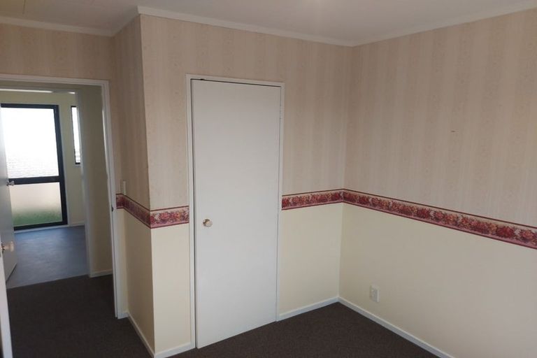 Photo of property in 23 Jasmine Grove, Maungaraki, Lower Hutt, 5010