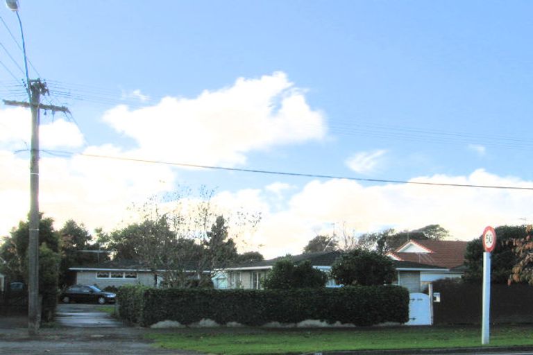 Photo of property in 1/445 Te Moana Road, Waikanae, 5036