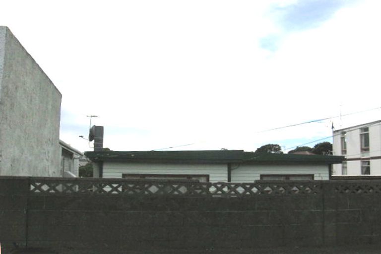 Photo of property in 239 Coutts Street, Rongotai, Wellington, 6022