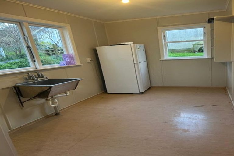 Photo of property in 67 Tremewan Street, Tawa, Wellington, 5028