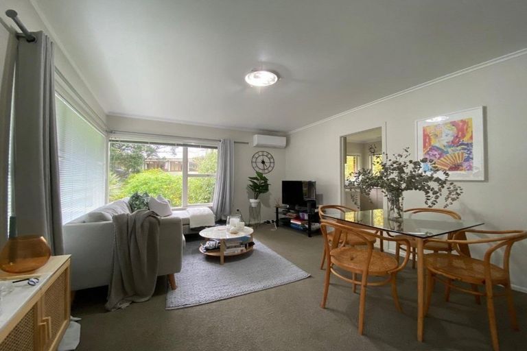 Photo of property in 1/216 Beach Road, Campbells Bay, Auckland, 0630