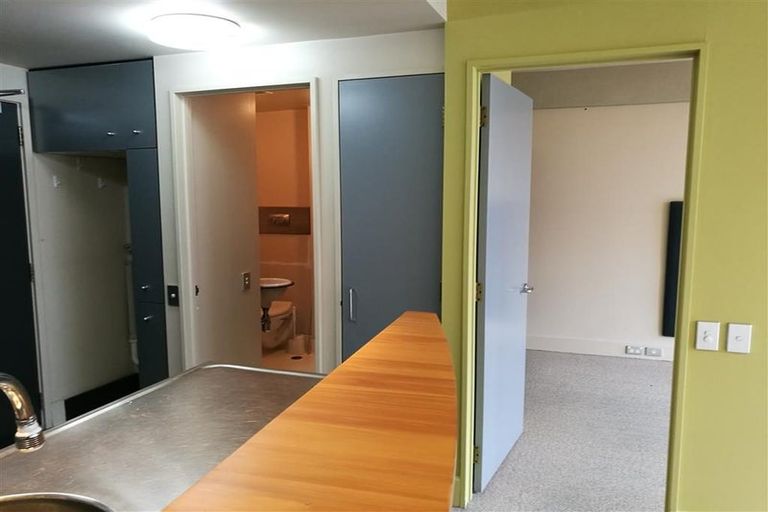 Photo of property in St Pauls Apartments, 81/43 Mulgrave Street, Thorndon, Wellington, 6011