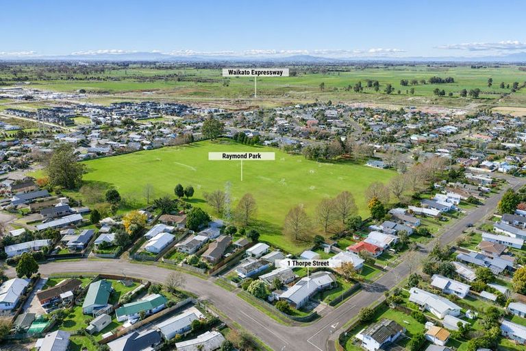 Photo of property in 1 Thorpe Street, Fairview Downs, Hamilton, 3214