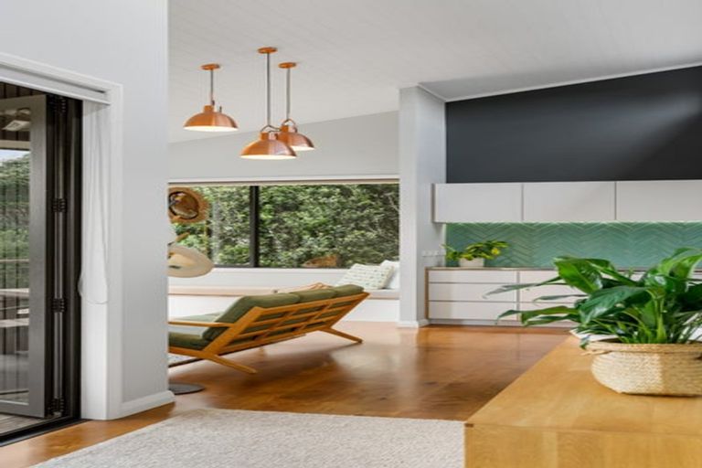 Photo of property in 200 Onemana Drive, Onemana, Whangamata, 3691