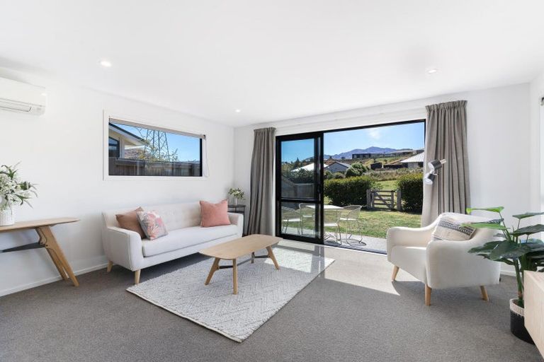 Photo of property in 6 Northbrook Place, Lower Shotover, Queenstown, 9304