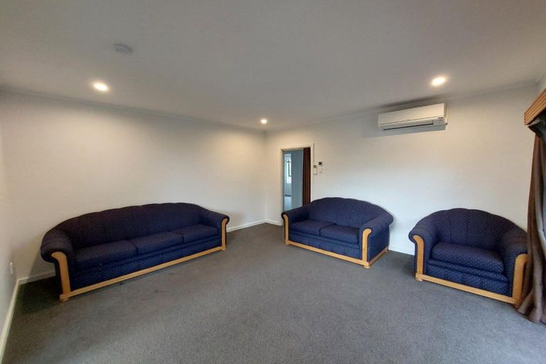 Photo of property in 157a Seaview Road, Westown, New Plymouth, 4310
