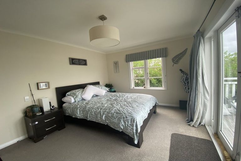 Photo of property in 7 Onepoto Road, Titahi Bay, Porirua, 5022