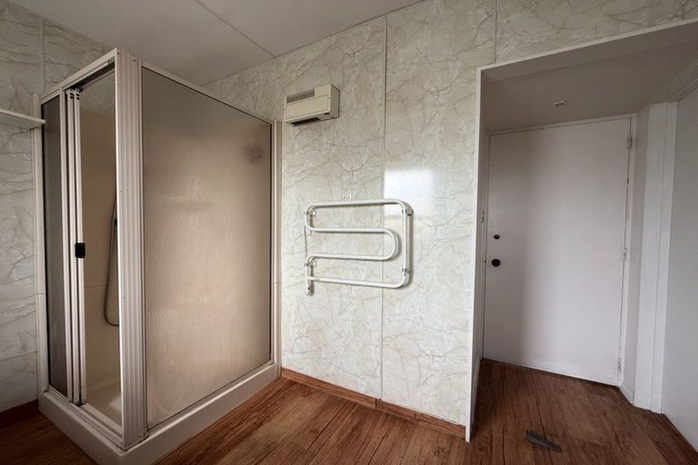 Photo of property in 8 Nyoli Street, Northcote, Christchurch, 8052