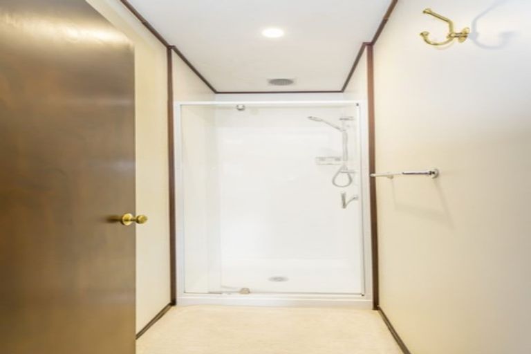 Photo of property in 196 Saint Andrews Road, Plimmerton, Porirua, 5026