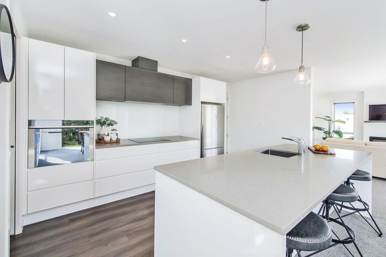 Photo of property in 6 Atap Place, Northwood, Christchurch, 8051