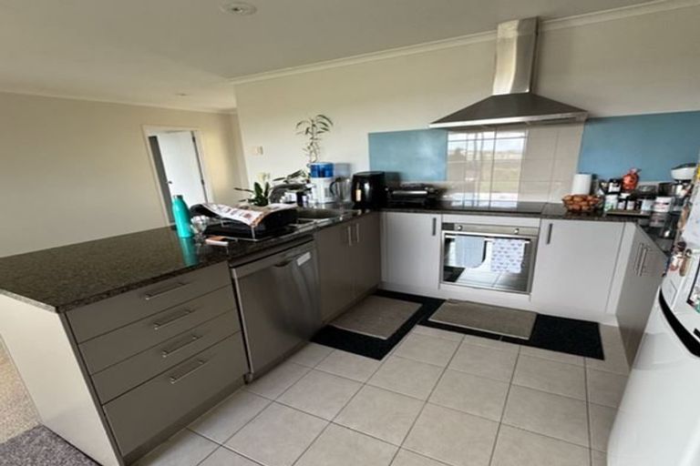 Photo of property in 6 Travis View Drive, Fairview Heights, Auckland, 0632