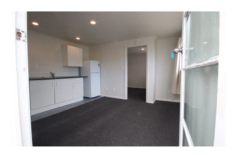 Photo of property in 16 Normanby Street, Newtown, Wellington, 6021