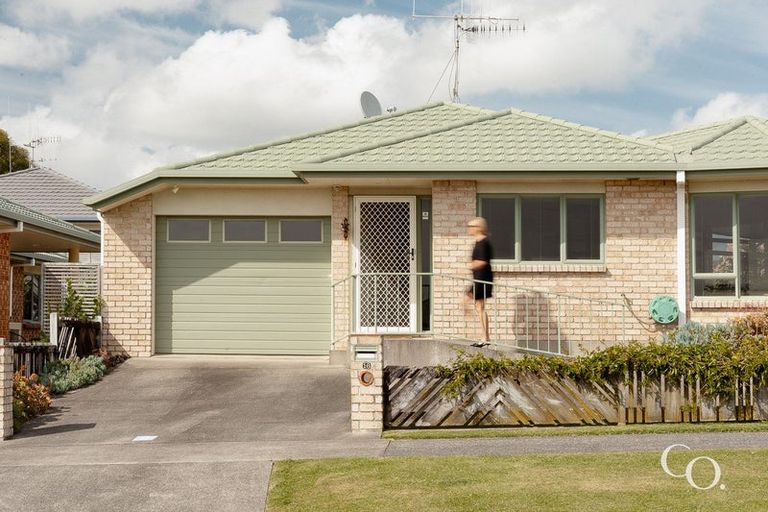 Photo of property in 16 Chaytor Street, Te Puke, 3119