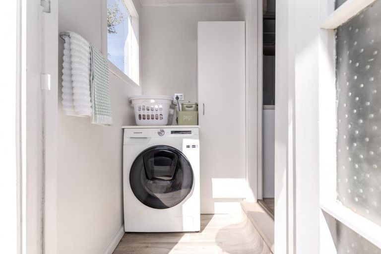 Photo of property in 1/4 Wadeley Road, Ilam, Christchurch, 8041