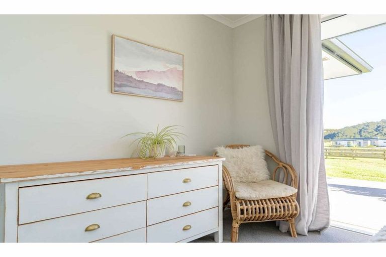 Photo of property in 7 Fernbird Grove, Kerikeri, 0294