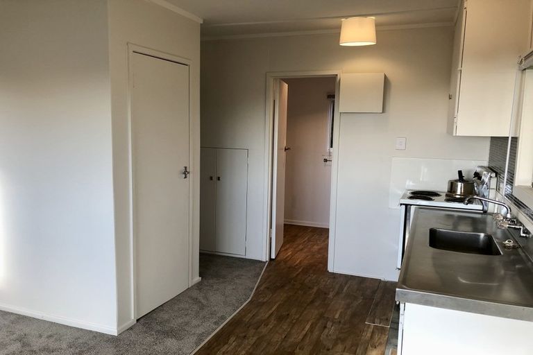 Photo of property in 24 Tahurangi Place, Spotswood, New Plymouth, 4310