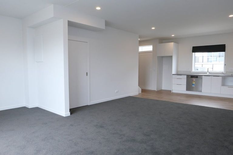 Photo of property in 11/30 Adventure Drive, Whitby, Porirua, 5024