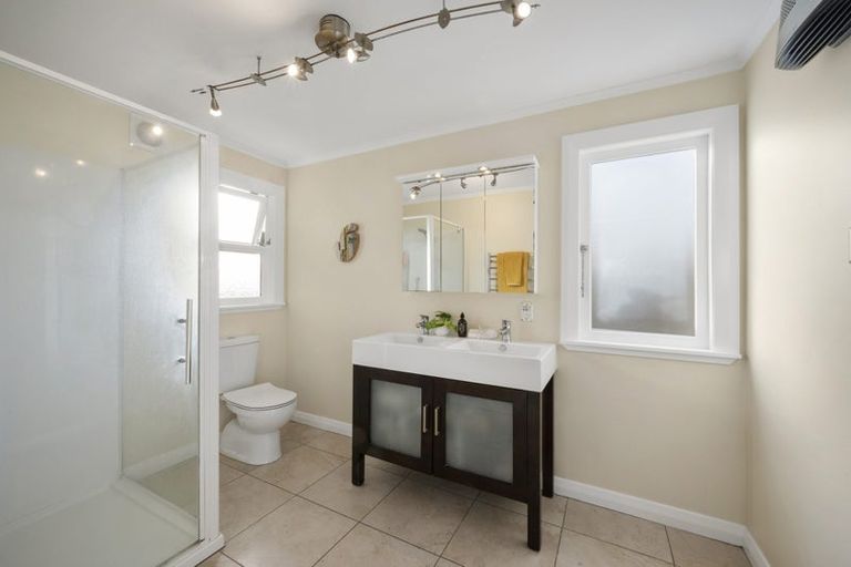 Photo of property in 36 Mornington Road, Brooklyn, Wellington, 6021