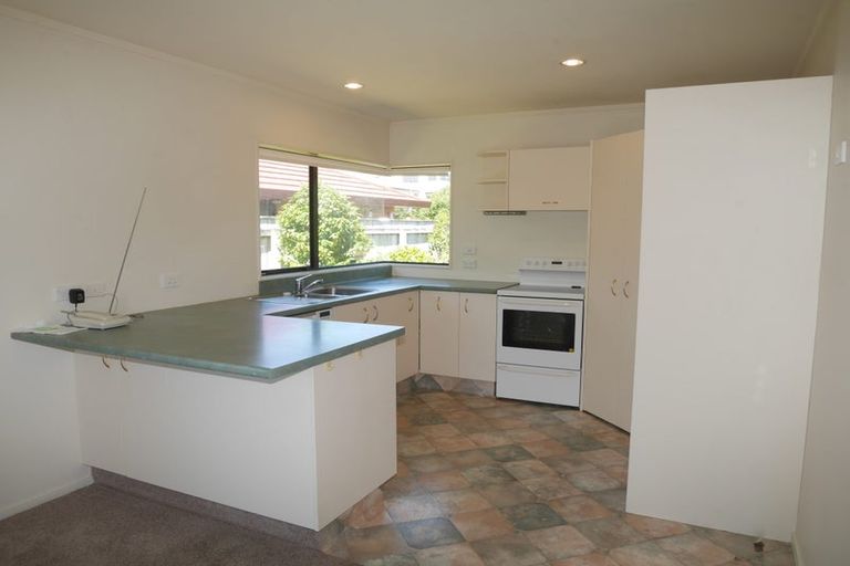 Photo of property in 125 Queens Road, Waikanae Beach, Waikanae, 5036