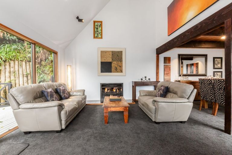 Photo of property in 54 Amapur Drive, Khandallah, Wellington, 6035