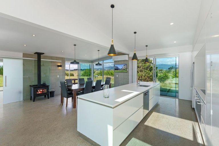 Photo of property in 78 Sims Road, Te Horo Beach, Otaki, 5581