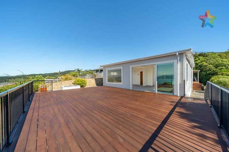 Photo of property in 54 Akatea Road, Korokoro, Lower Hutt, 5012