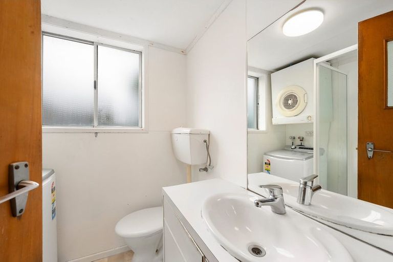 Photo of property in Windsor Court, 6/340 Tinakori Road, Thorndon, Wellington, 6011