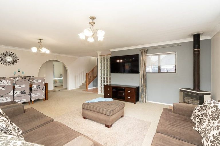 Photo of property in 17 Moverley Place, Pukete, Hamilton, 3200