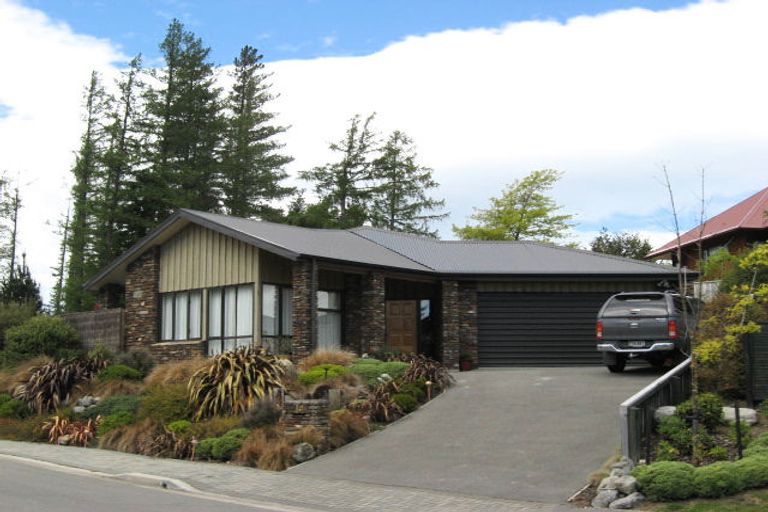 Photo of property in 14 Forest View Close, Hanmer Springs, 7334